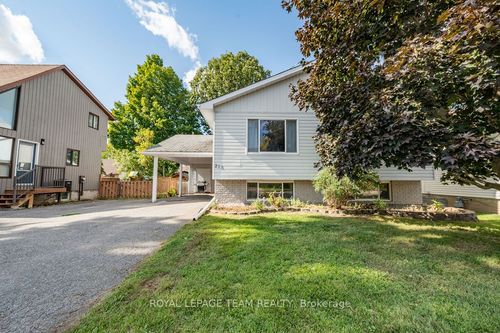218 Cameron Ave, Renfrew, ON, K7V3V7 | Card Image
