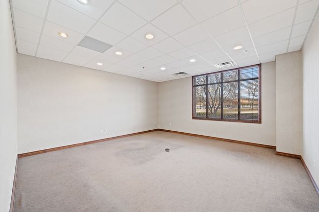 2032 E Square Lake, Suite 100 Road, Home with 0 bedrooms, 0 bathrooms and null parking in Troy MI | Image 7