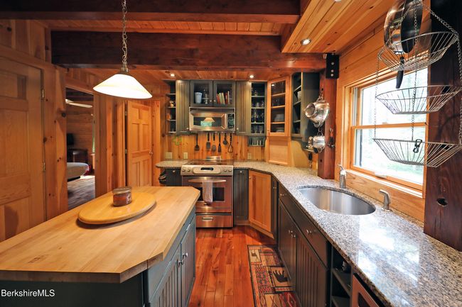 235 Algerie Rd, House other with 3 bedrooms, 3 bathrooms and null parking in Becket MA | Image 9