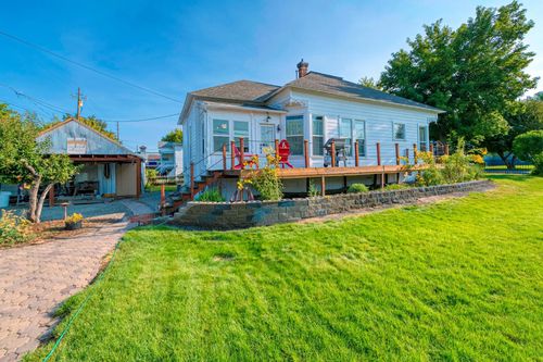 201 Front St, Loyalton, CA, 96118-5752 | Card Image