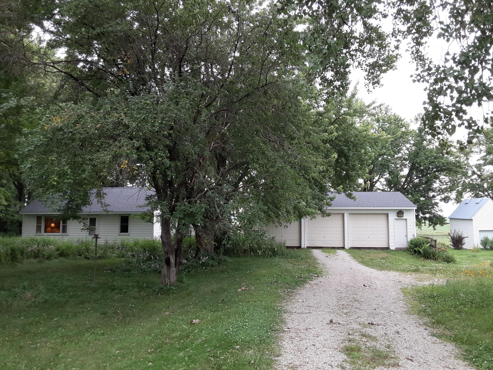 150th St, New Richland, MN 56072
