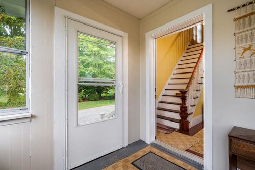 18 Oak Hill Ave, Littleton, NH, 03561-4841 | Card Image