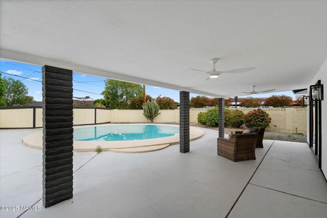 Plenty of room for dining, sitting, and entertaining | Image 29