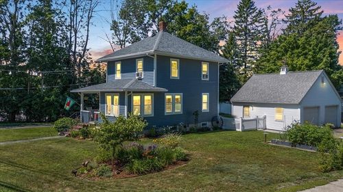 65 Congress St, Amesbury, MA, 01913-1942 | Card Image