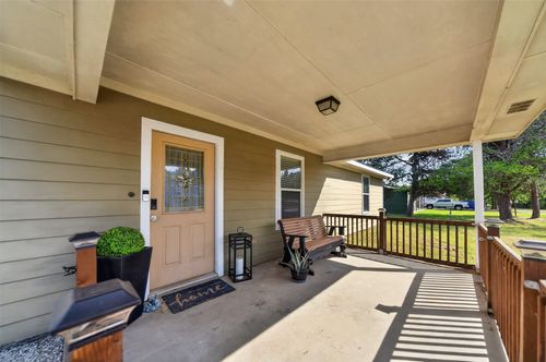 1054 Caroline Ln, Bullard, TX, 75757-6484 | Card Image
