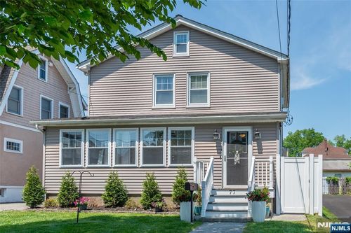 77 1st Ave, Little Falls, NJ, 07424-1531 | Card Image