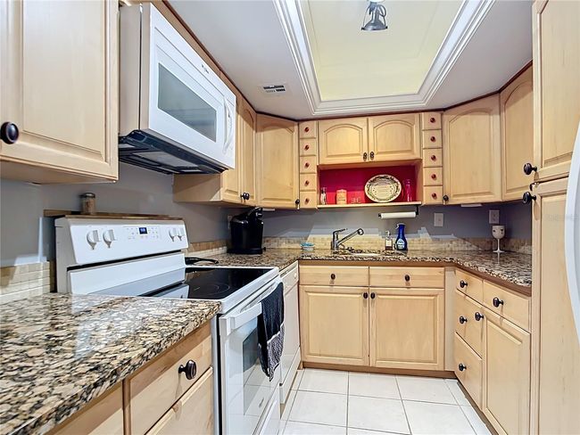 APT-214 - 21300 Brinson Ave, Condo with 2 bedrooms, 2 bathrooms and null parking in PORT CHARLOTTE FL | Image 5