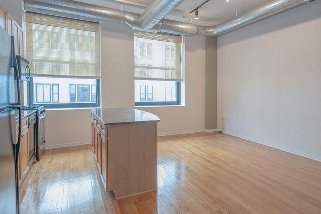 APT-601 - 6 Monroe St, Condo with 1 bedrooms, 1 bathrooms and null parking in Chicago IL | Image 4