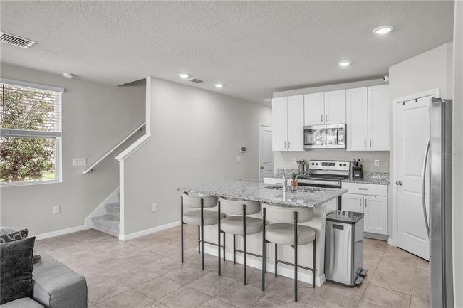 2718 Chestnut Creek Pl, Townhouse with 3 bedrooms, 3 bathrooms and null parking in BRANDON FL | Image 9
