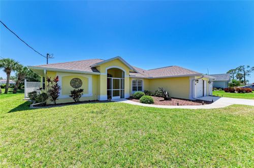68 Long Meadow Ln, ROTONDA WEST, FL, 33947-1805 | Card Image
