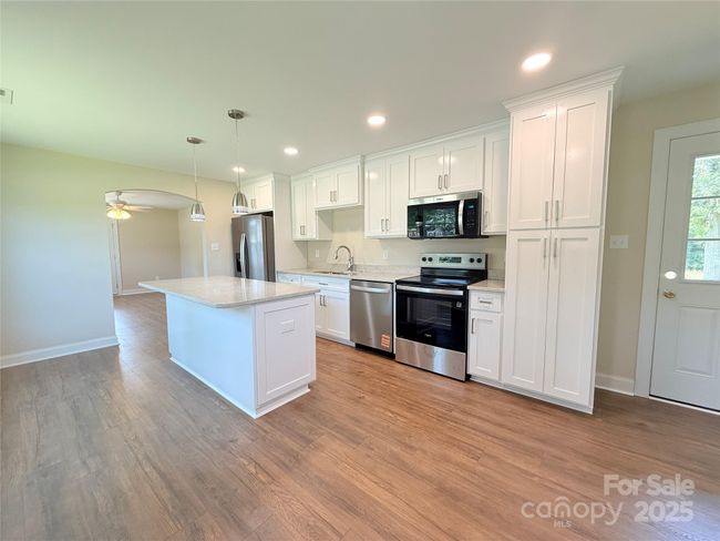 111 W Perry St, House other with 2 bedrooms, 1 bathrooms and null parking in Heath Springs SC | Image 6