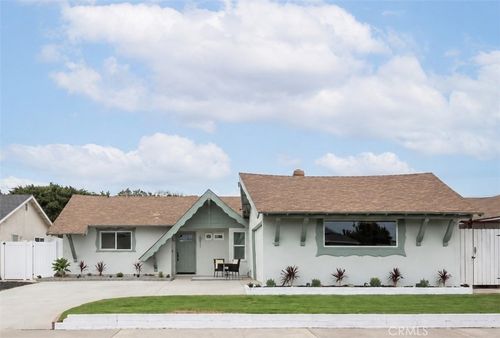 6871 Shoshonee Way, Buena Park, CA, 90620-1621 | Card Image