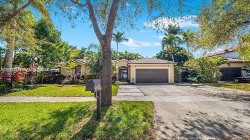 9712 Sw 213th Ter, Cutler Bay, FL, 33189-3702 | Card Image