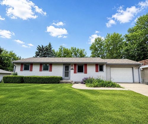2306 Northview Road, Waukesha, WI, 53188 | Card Image