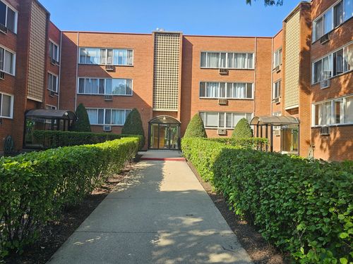 apt-1e-4630 Washington St, Skokie, IL, 60076-2553 | Card Image