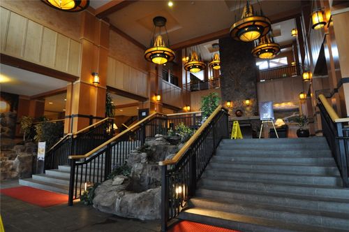 216-2300 Mount Werner Cir, Steamboat Springs, CO, 80487-9027 | Card Image