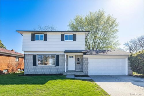 22640 Cedar Ct, Hazel Park, MI, 48030-1908 | Card Image