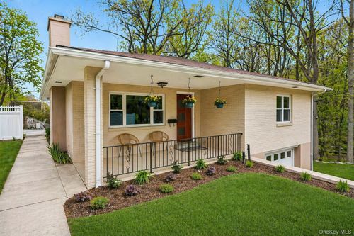 20 Ravensdale Rd, Hastings On Hudson, NY, 10706-3522 | Card Image