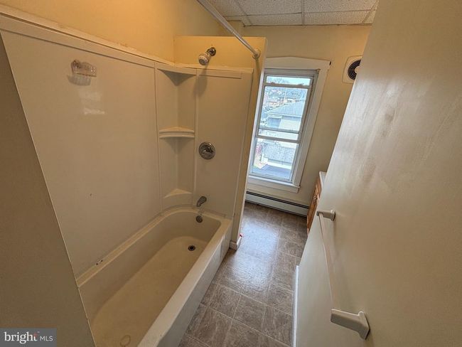 159 W Fulton St, Home with 4 bedrooms, 2 bathrooms and null parking in EPHRATA PA | Image 17