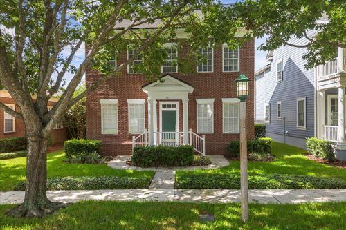 704 Honeysuckle Ave, CELEBRATION, FL, 34747-4655 | Card Image
