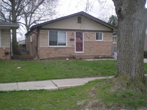 19430 Colman St, Clinton Twp, MI, 48035-3946 | Card Image