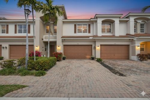 12 Nottingham Pl, Boynton Beach, FL, 33426-8427 | Card Image