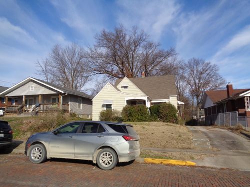 1507 Bouchelle Ave, COLUMBIA, MO, 65201-5920 | Card Image