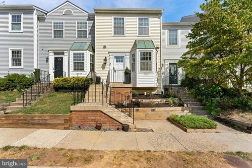 13992 Big Yankee Ln, CENTREVILLE, VA, 20121-2682 | Card Image