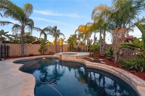 31247 Pinon Pine Cir, Winchester, CA, 92596-8354 | Card Image