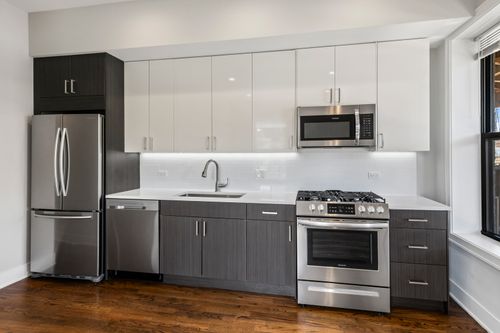 2re-1472 W Summerdale Ave, Chicago, IL, 60640-2159 | Card Image