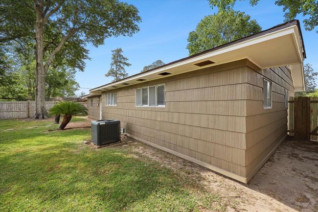4655 Dellwood Ln, House other with 3 bedrooms, 2 bathrooms and null parking in Beaumont TX | Image 25