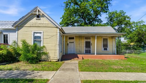 221 Leigh St, San Antonio, TX, 78210-1368 | Card Image