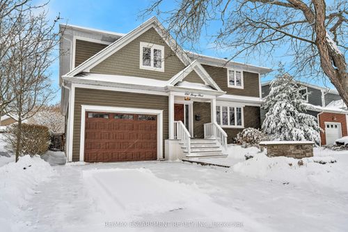 640 George St, Burlington, ON, L7R2V7 | Card Image