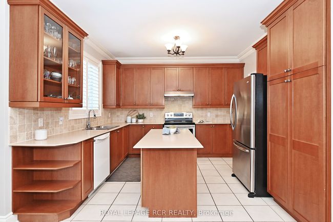 9 Deerhorn Cres, House other with 4 bedrooms, 3 bathrooms and 6 parking in Aurora ON | Image 13
