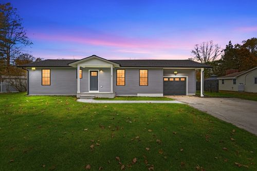 7 Revere Dr, Foxboro, MA, 02035-3009 | Card Image