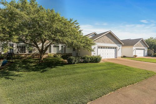 89 Bridgewater Trl, HUDSON, WI, 54016-7782 | Card Image