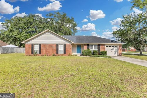 1398 Coalition Cir, Hinesville, GA, 31313-9162 | Card Image