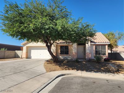 9083 Radiance Court, House other with 2 bedrooms, 2 bathrooms and null parking in Henderson NV | Image 1