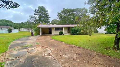 1034 Avalon Circle, Kosciusko, MS, 39090 | Card Image