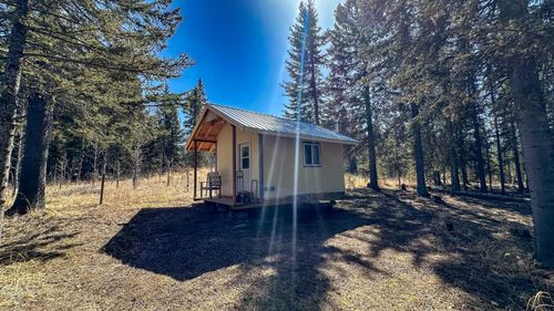 27 32545 Range Rd, Sundre, AB, T0M1X0 | Card Image