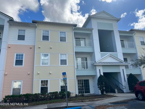 105-8226 Green Parrot Rd, JACKSONVILLE, FL, 32256-3288 | Card Image