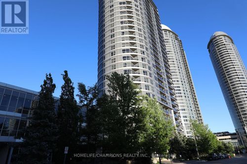 403-151 Village Green Square, Toronto (Agincourt South-Malvern West), ON, M1S0K5 | Card Image