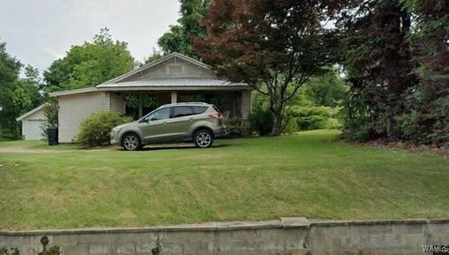 125 10th St Nw, Fayette, AL, 35555-1911 | Card Image