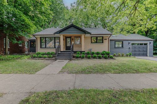 1500 Noyes St, Evanston, IL, 60201-2641 | Card Image
