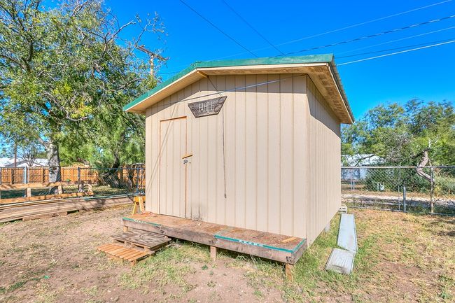 714 N Monroe St, House other with 3 bedrooms, 1 bathrooms and 1 parking in San Angelo TX | Image 25