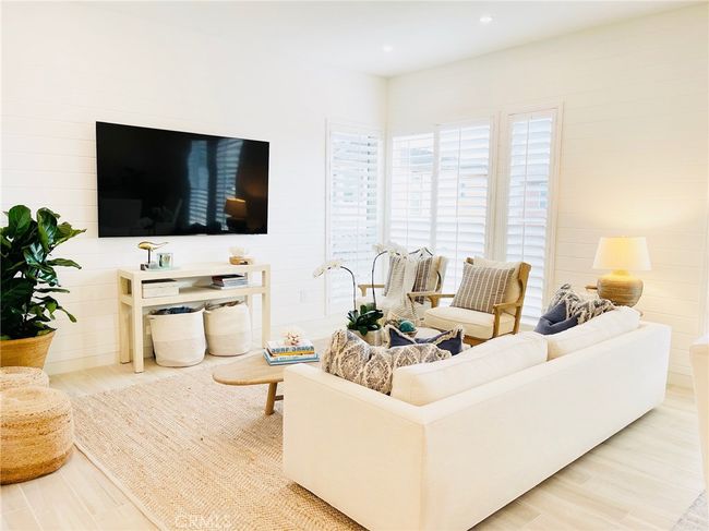 2046 Doheny Pl, Condo with 3 bedrooms, 4 bathrooms and 2 parking in Capistrano Beach CA | Image 13