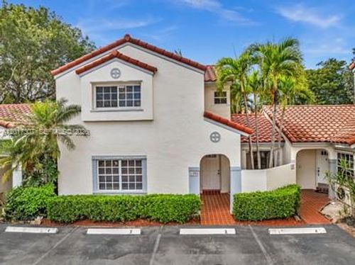 1395-1395 Cottonwood Cir, Weston, FL, 33326-2714 | Card Image