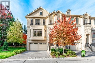 21 Bloorview Pl, Townhouse with 3 bedrooms, 4 bathrooms and 4 parking in Toronto ON | Image 1