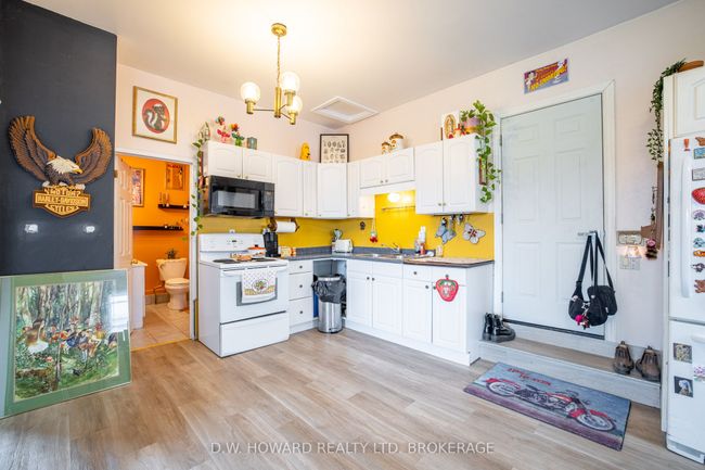 4201 Fox Rd, House other with 3 bedrooms, 2 bathrooms and 10 parking in Stevensville ON | Image 14