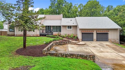 5129 N Church St, Greensboro, NC, 27455-1339 | Card Image